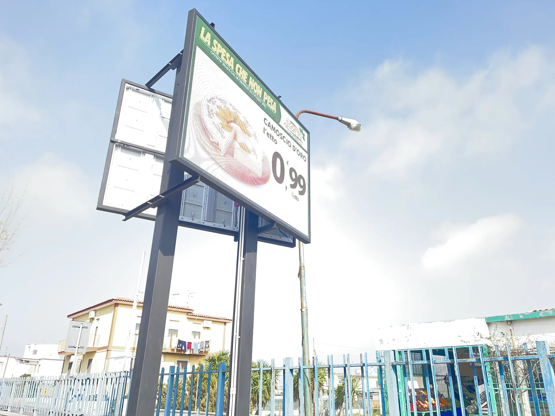 Case Study Scotto Supermercati: ledwall GDO in Campania